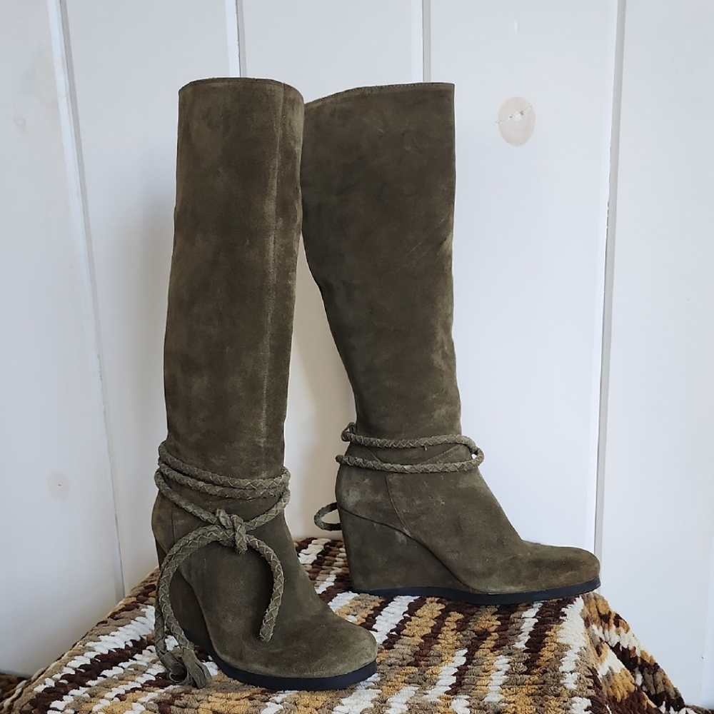 Gianni Bini Olive Wedge Boots